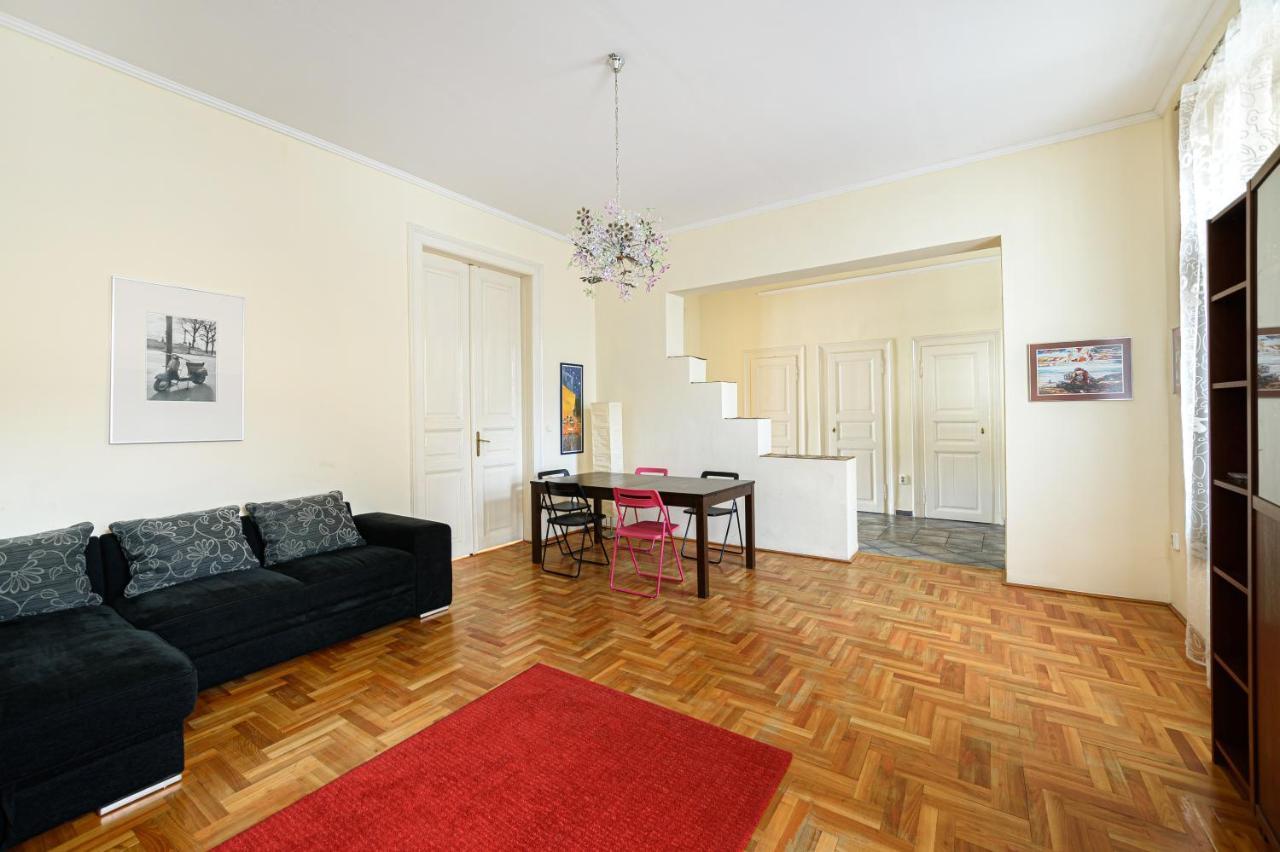 Alessia Apartment City Center بودابست المظهر الخارجي الصورة