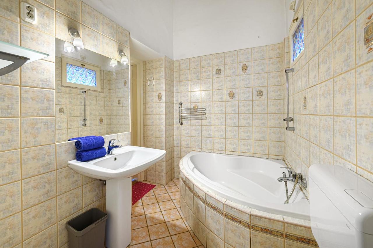 Alessia Apartment City Center بودابست المظهر الخارجي الصورة